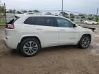 2019 Jeep Cherokee Overland