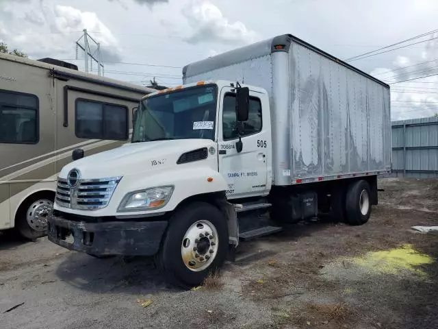 2007 Hino Hino 338