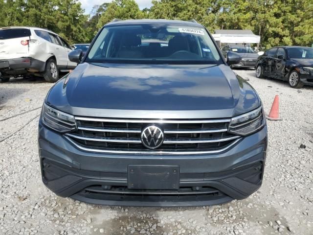 2022 Volkswagen Tiguan SE