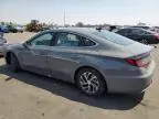 2022 Hyundai Sonata Hybrid