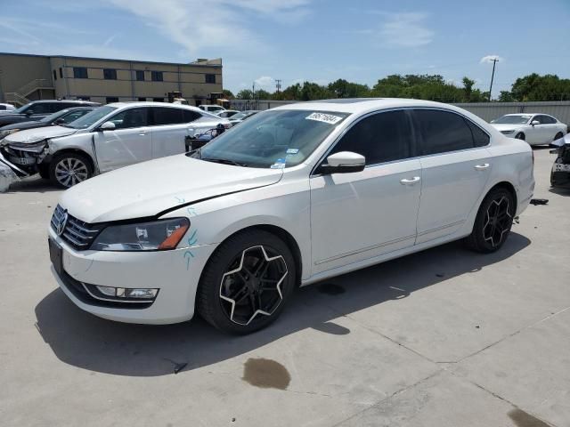 2013 Volkswagen Passat SEL