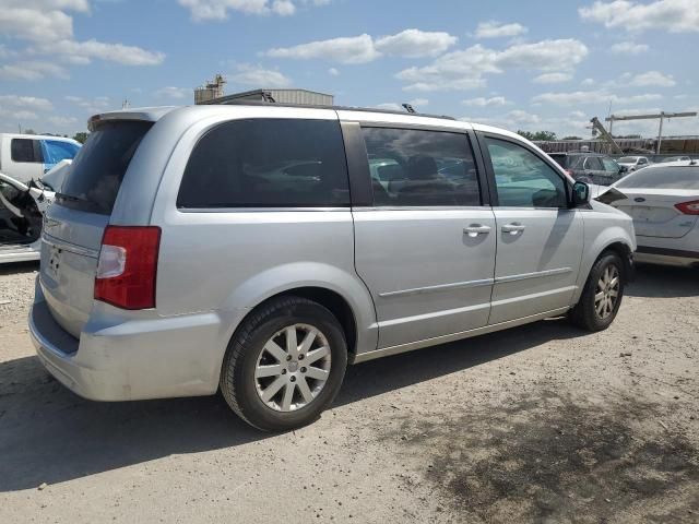 2012 Chrysler Town & Country Touring