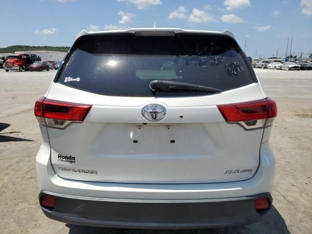 2019 Toyota Highlander SE