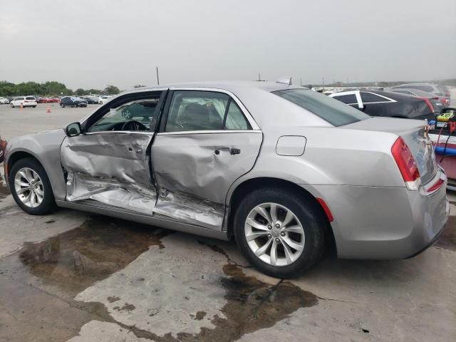 2018 Chrysler 300 Touring