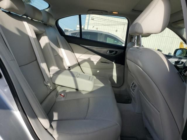 2014 Infiniti Q50 Base