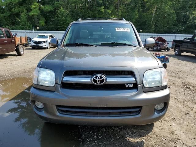 2005 Toyota Sequoia SR5