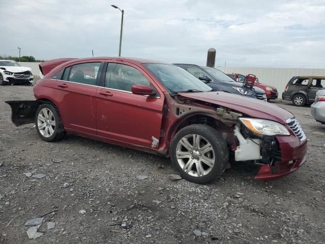 2013 Chrysler 200 Touring