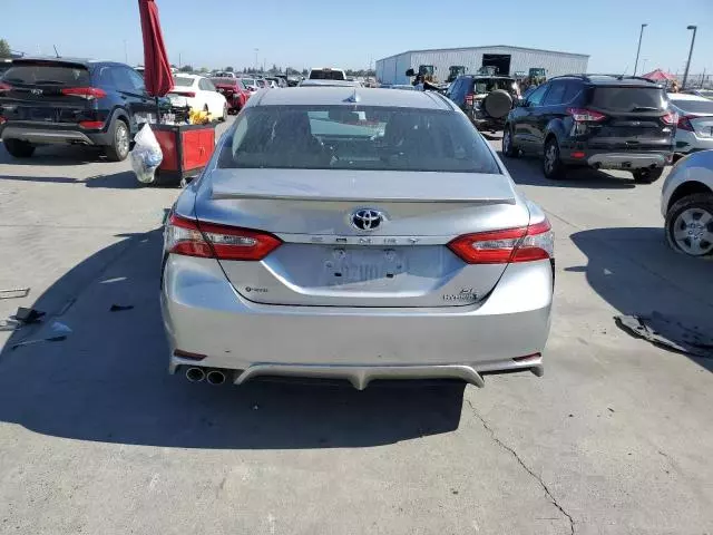 2018 Toyota Camry Hybrid