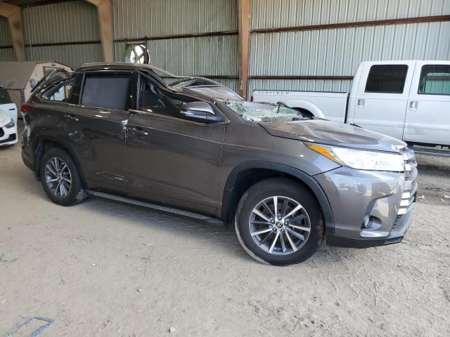 2018 Toyota Highlander SE