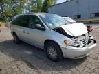 2005 Chrysler Town & Country LX