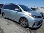 2019 Toyota Sienna SE