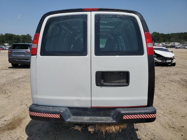 2019 Chevrolet Express G2500