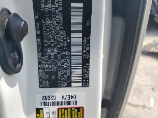 2009 Toyota Sienna XLE