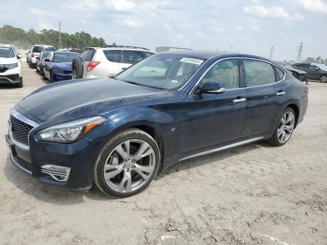 2015 Infiniti Q70 3.7