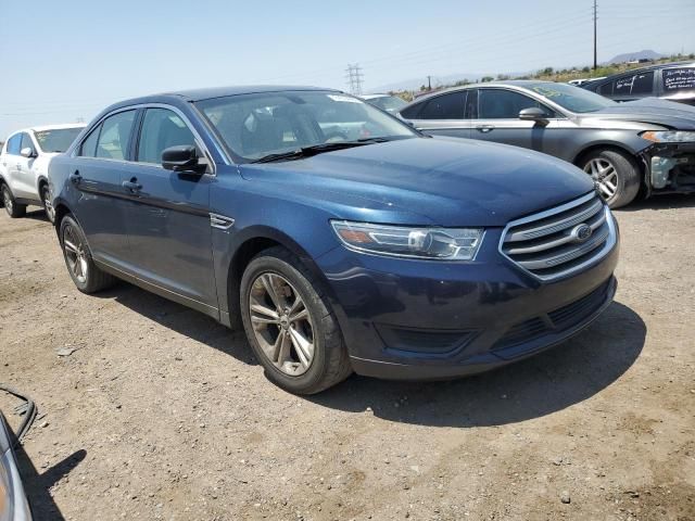 2017 Ford Taurus SE