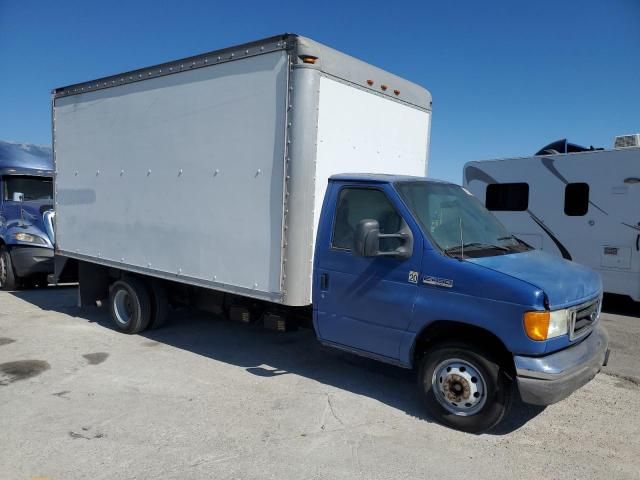 2006 Ford Econoline E450 Super Duty Cutaway Van