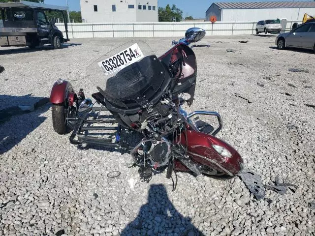 2019 Indian Motorcycle Co. Roadmaster