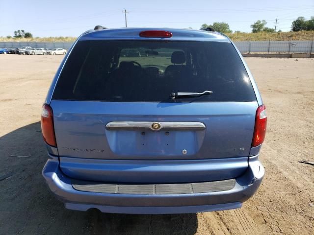 2007 Chrysler Town & Country LX