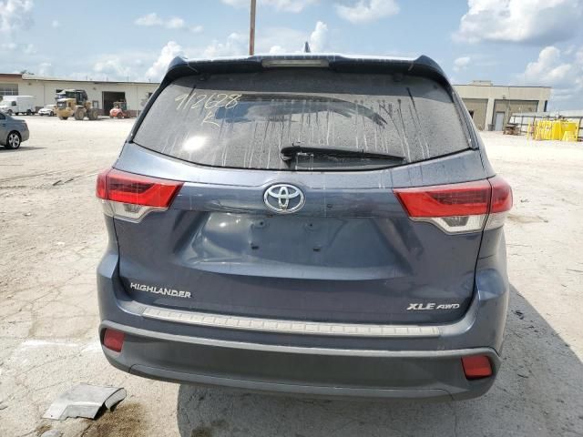 2018 Toyota Highlander SE