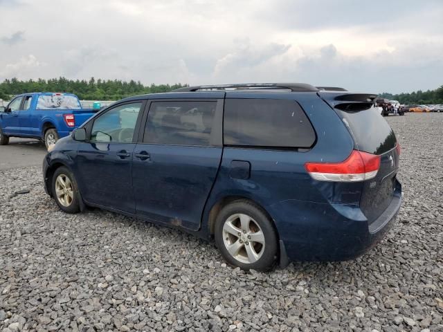 2011 Toyota Sienna LE