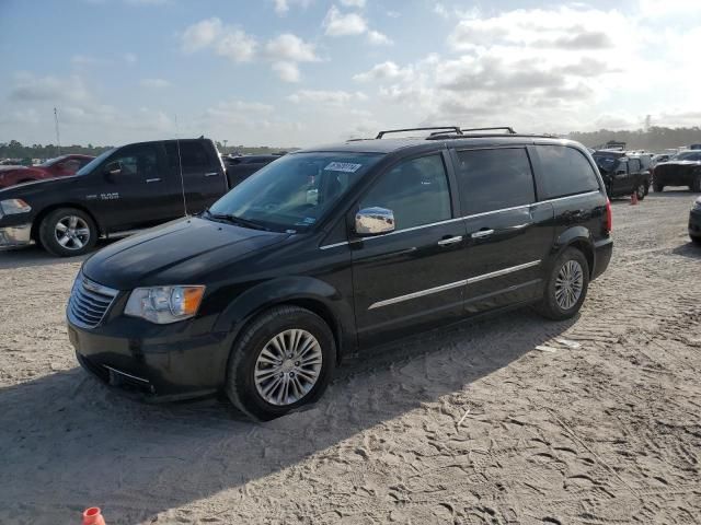 2016 Chrysler Town & Country Touring L