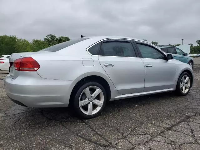 2013 Volkswagen Passat SE