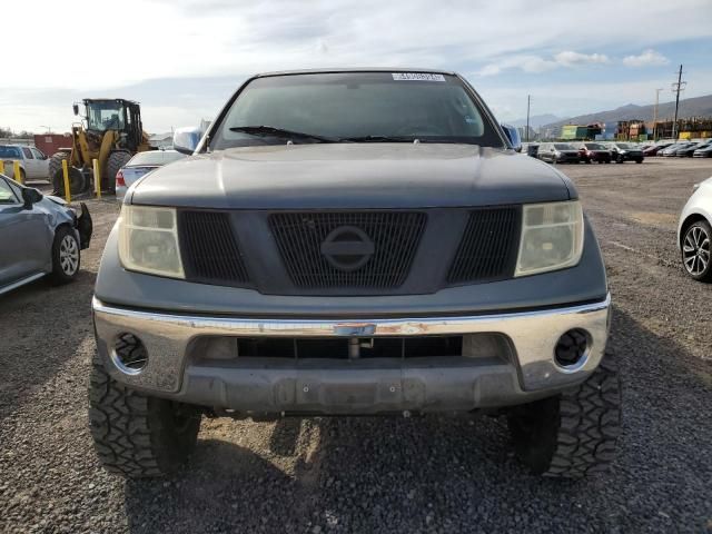 2005 Nissan Frontier Crew Cab LE