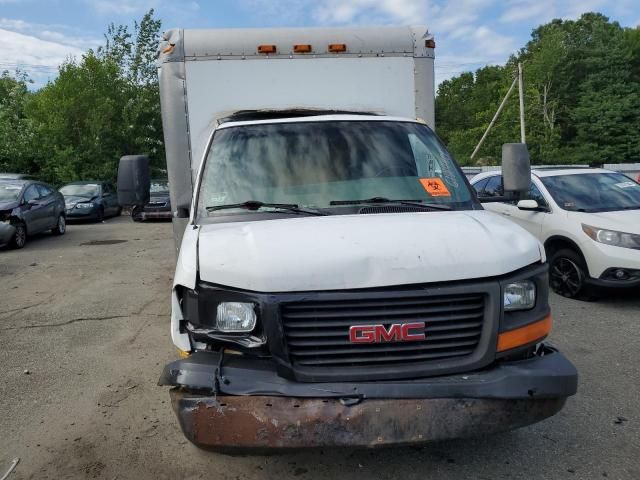 2007 GMC Savana Cutaway G3500