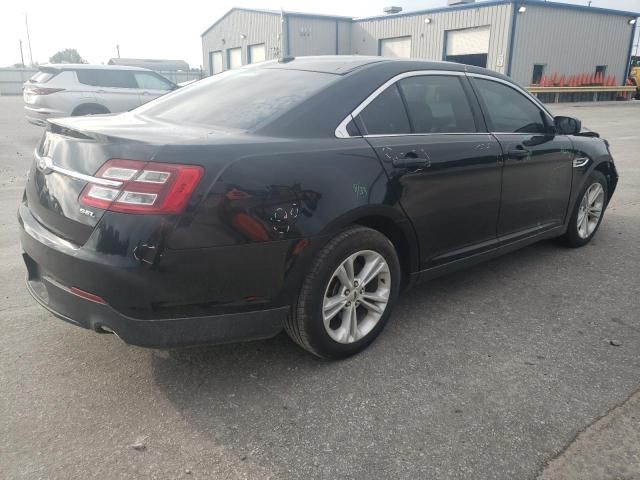 2019 Ford Taurus SEL