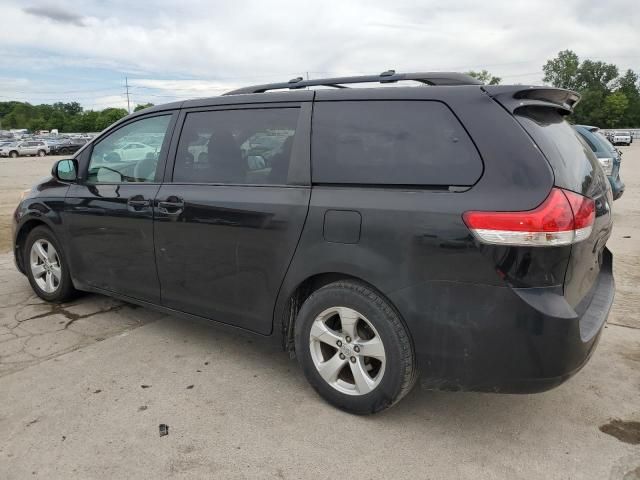 2014 Toyota Sienna LE