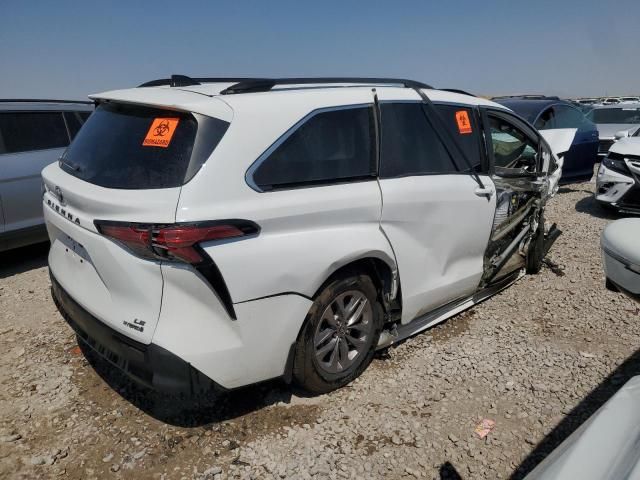 2021 Toyota Sienna LE