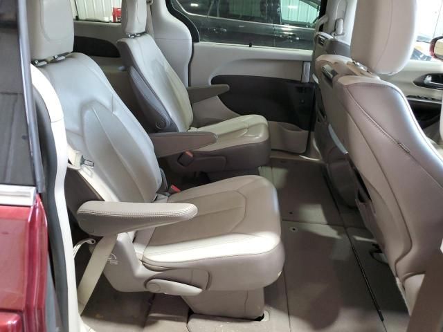 2017 Chrysler Pacifica Touring L Plus