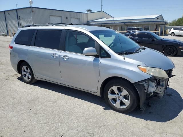 2012 Toyota Sienna LE