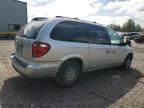 2005 Chrysler Town & Country LX