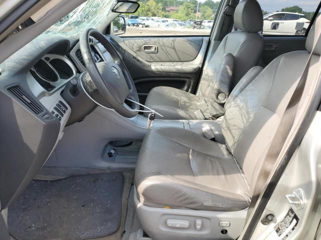 2004 Toyota Highlander Base