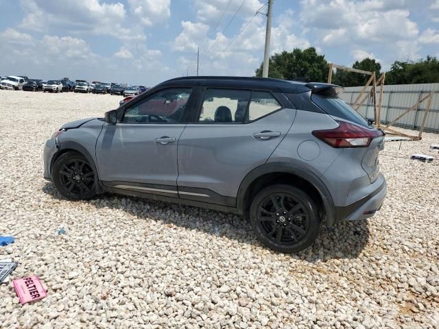 2021 Nissan Kicks SR