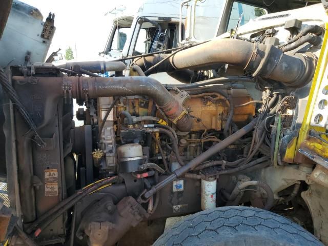 2005 Peterbilt 378