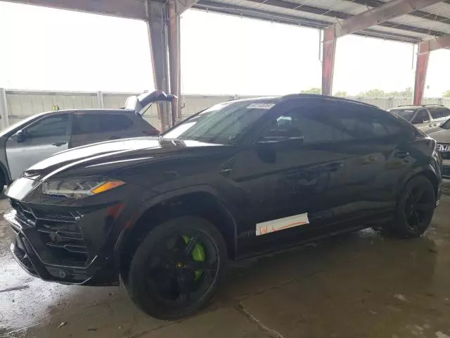 2019 Lamborghini Urus