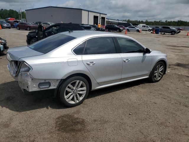 2016 Volkswagen Passat SEL