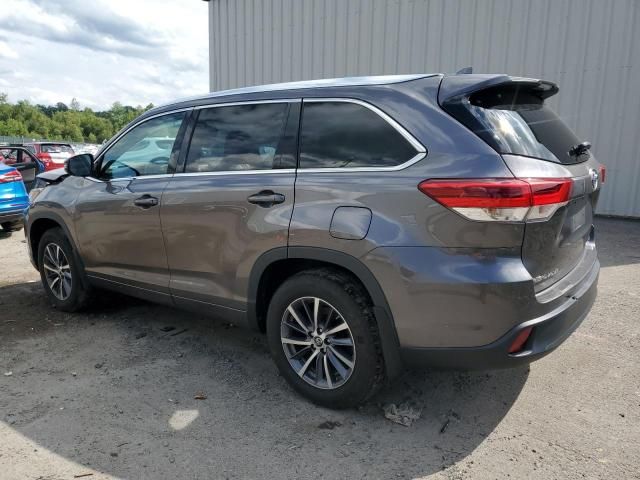 2018 Toyota Highlander SE