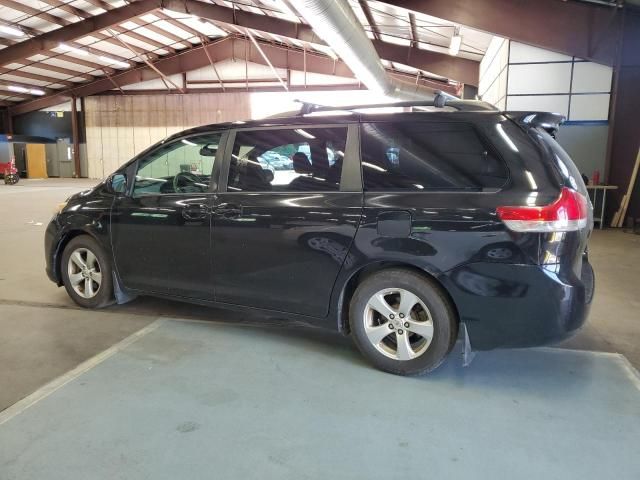 2012 Toyota Sienna LE