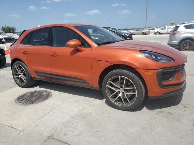 2023 Porsche Macan Base