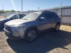 Toyota Corolla cr Vehiculos salvage en venta: 2022 Toyota Corolla Cross XLE