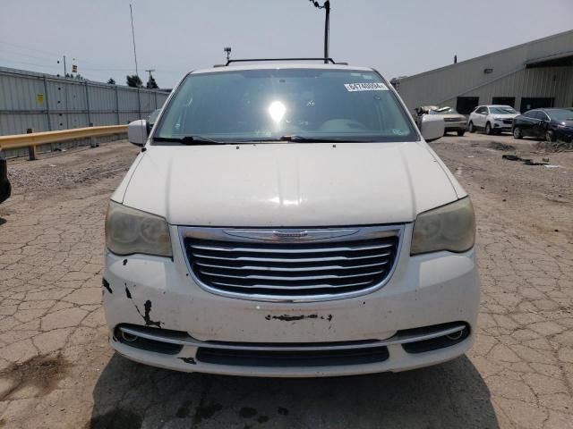 2013 Chrysler Town & Country Touring