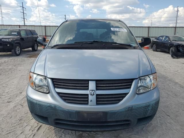 2005 Dodge Caravan SE