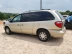 2005 Chrysler Town & Country Touring