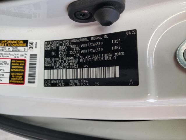 2022 Toyota Sienna XLE