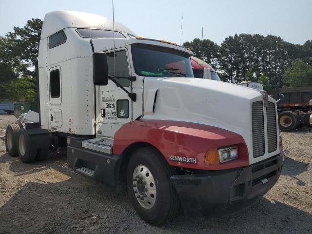 2005 Kenworth Construction T600