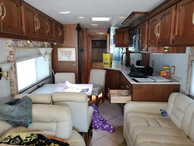 2001 Spartan Motors Motorhome 4VZ