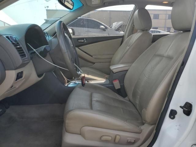 2010 Nissan Altima Base